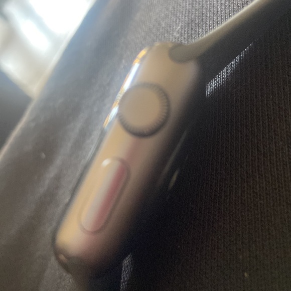 No charger - Picture 4 of 4